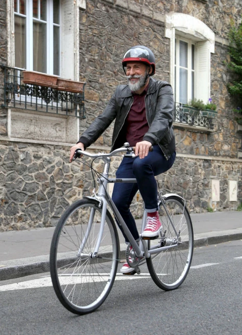 Casque Vélotaf Ino Avec Visière - Egide Paris 3 Casque Vélotaf Ino Avec Visière - Egide Paris – Image 3