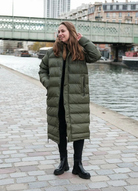 Doudoune Vélo Longue Avec Couvre-jambes - Maium Amsterdam 4 Doudoune Vélo Longue Avec Couvre-jambes - Maium Amsterdam – Image 4