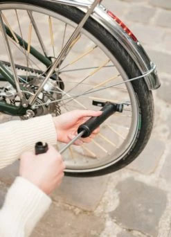 Mini Pompe à Vélo Peakini 2 - Topeak 8 Mini Pompe à Vélo Peakini 2 - Topeak -Accessoires vélo Soldes mini pompe a velo peakini 2 topeak 1 2