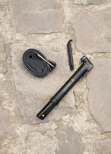 Mini Pompe à Vélo Peakini 2 - Topeak 5 Mini Pompe à Vélo Peakini 2 - Topeak – Image 5