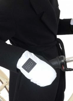 Moufles Vélo Chaudes Et Réfléchissantes - Weathergoods Sweden -Accessoires vélo Soldes moufles velo chaudes et reflechissantes weathergoods sweden 2